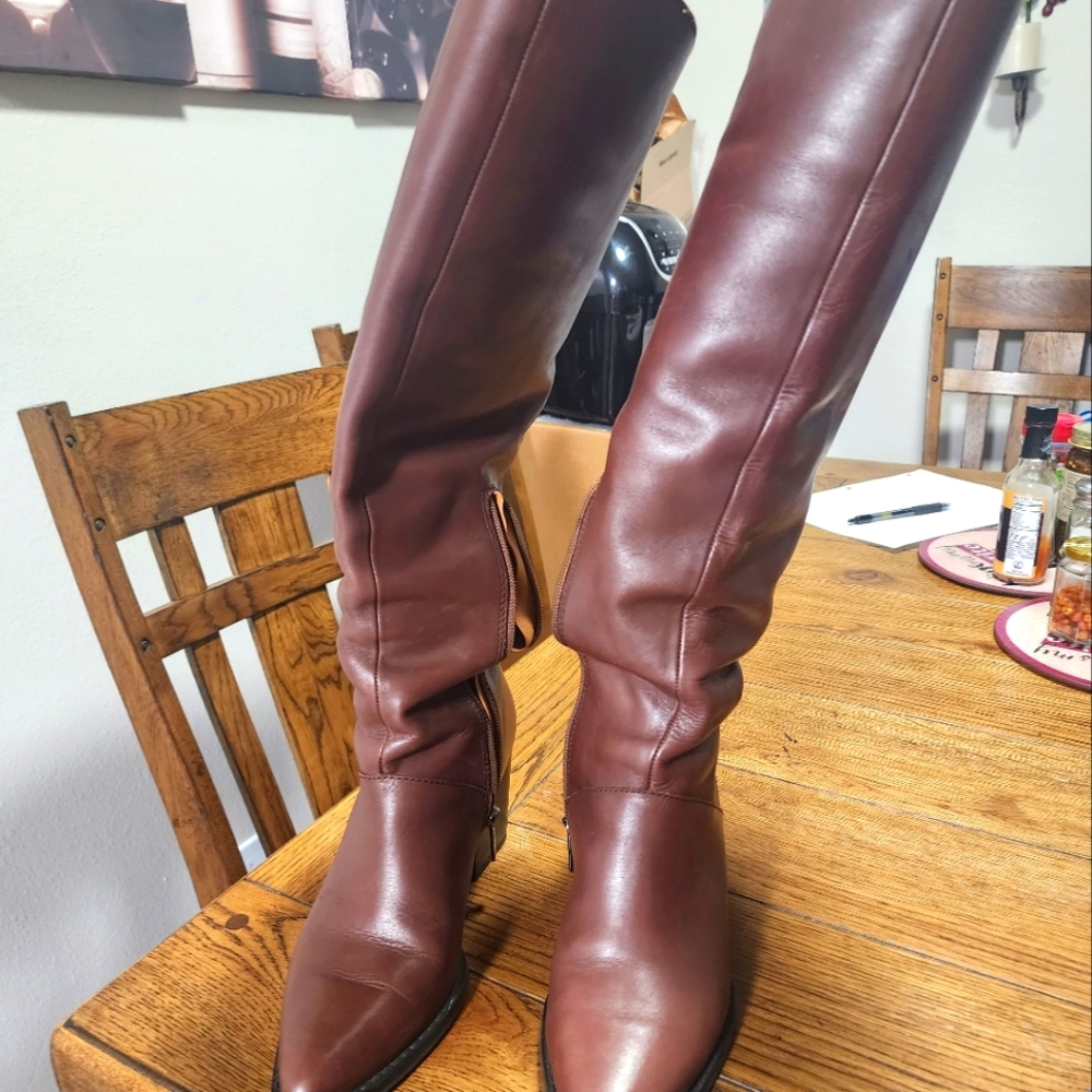 Womens knee high boots